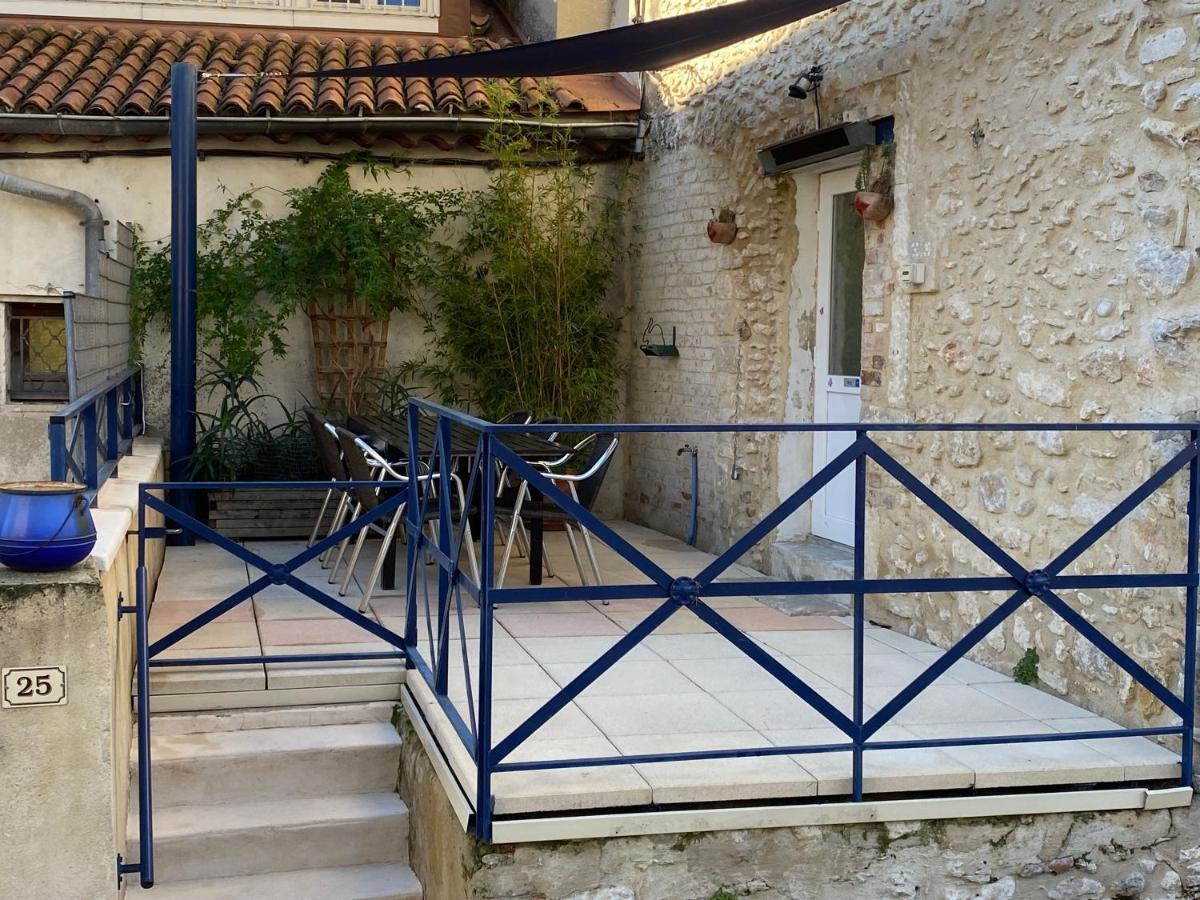 "Les Tournesols" Villa Saint-Martin-dʼArdèche Bagian luar foto